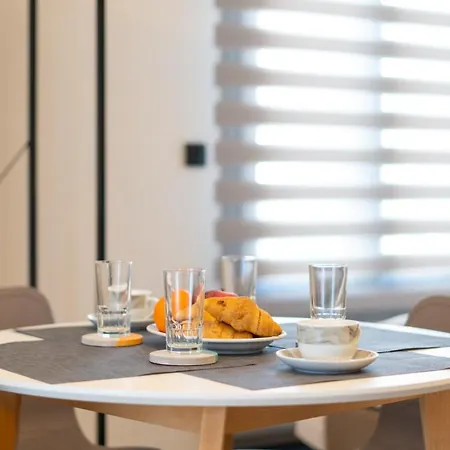 Tsikaris Boutique Apartman *