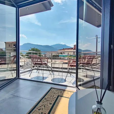 Tsikaris Boutique Kalampáka